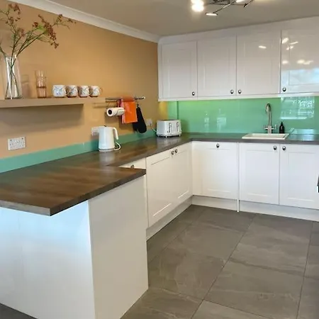 Holiday home Townhouse With Harbour Views. Sleeps 7 *